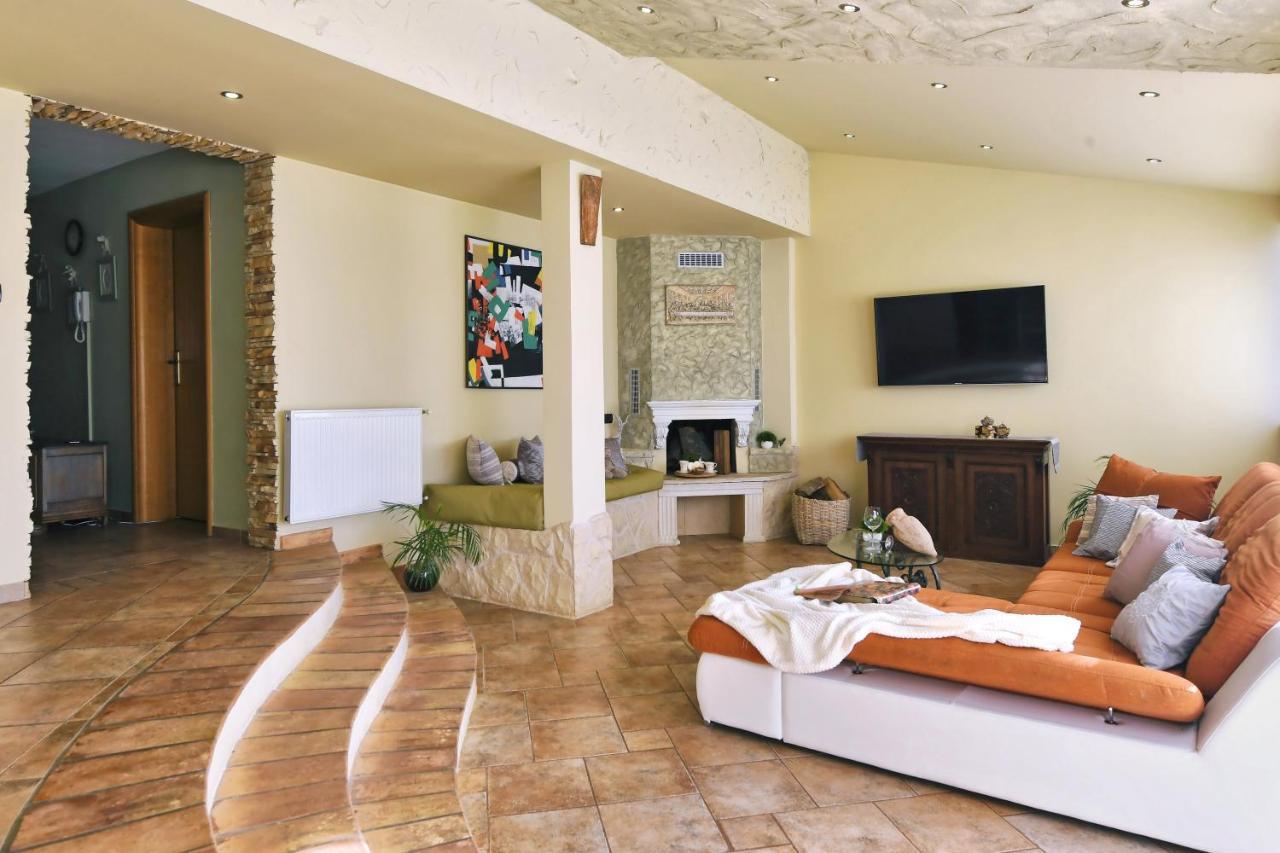 *****Pool House With Beautiful Seaview,Big Garden And Old Tavern***** Rijeka Exteriör bild