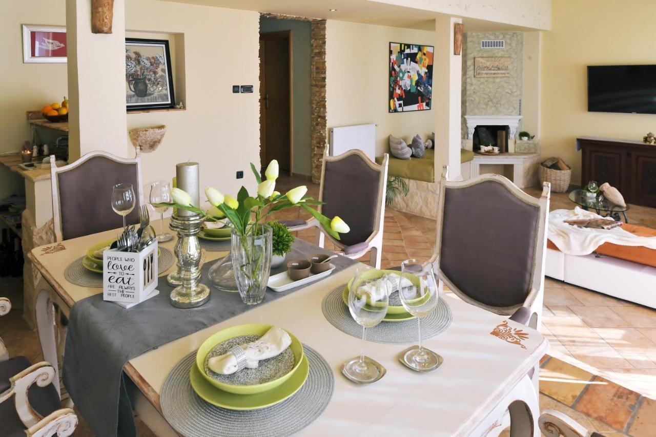 *****Pool House With Beautiful Seaview,Big Garden And Old Tavern***** Rijeka Exteriör bild