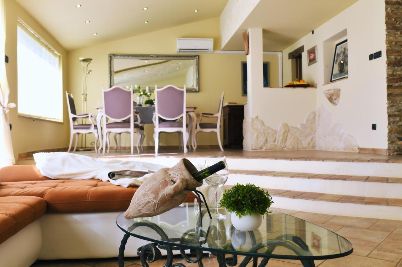 *****Pool House With Beautiful Seaview,Big Garden And Old Tavern***** Rijeka Exteriör bild